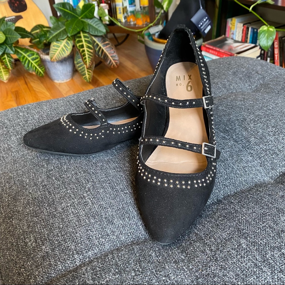 Mix No. 6 Black Flats - Picture 1 of 7
